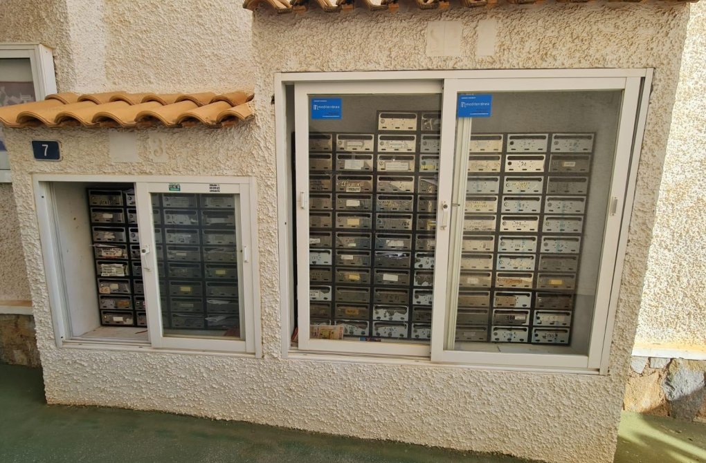 Resale - Terraced house - Orihuela Costa - La Florida