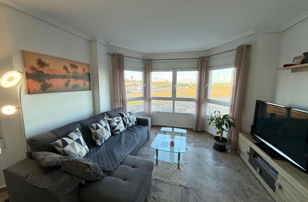 Resale - Apartment - Torrevieja - Punta prima