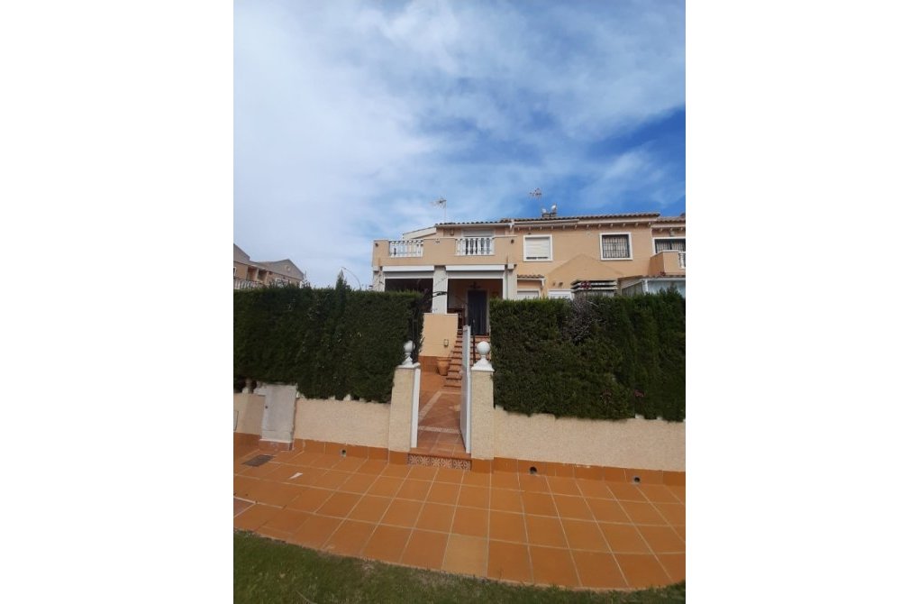 Resale - Chalet Adosados - Torrevieja - torrevieja