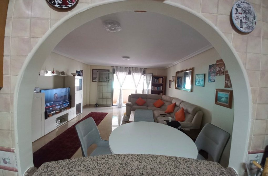 Resale - Apartamento - Torrevieja - torrevieja