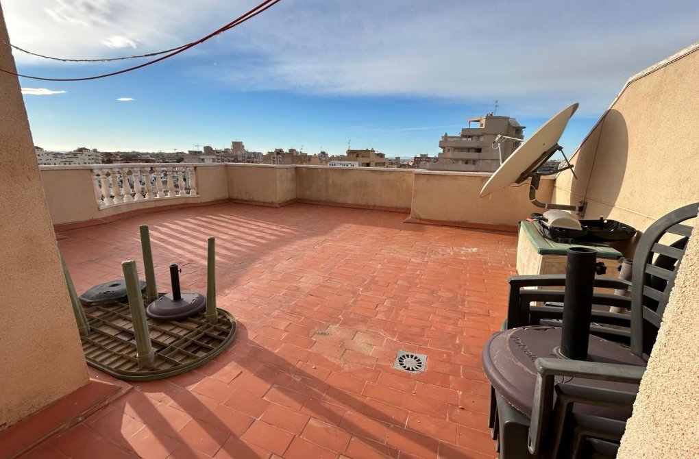 Resale - Apartment - Torrevieja - Parque las naciones