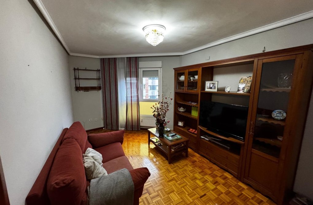 Resale - Apartment - Castrillon - Piedras blancas