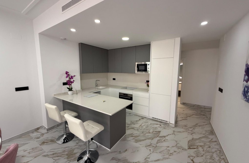 Resale - Apartment - Guardamar del Segura - Pueblo