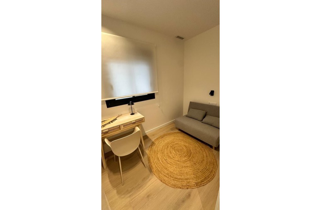 Resale - Apartment - Guardamar del Segura - CENTRO