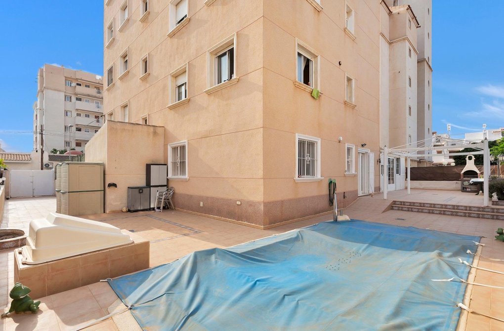 Resale - Apartment - Torrevieja - Nueva Torrevieja