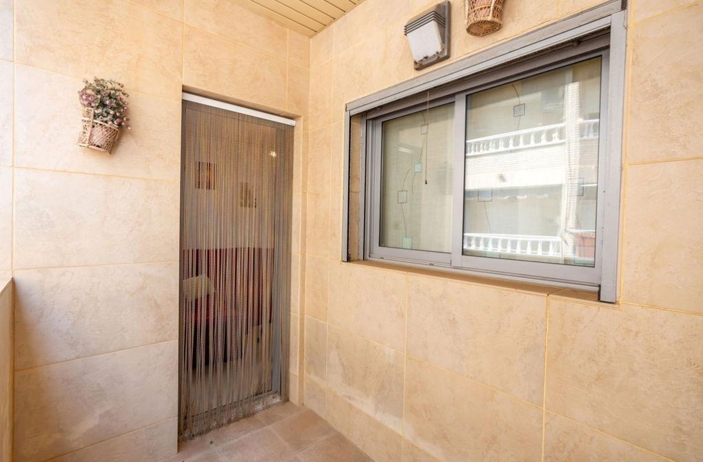 Resale - Apartment - Torrevieja - La Mata