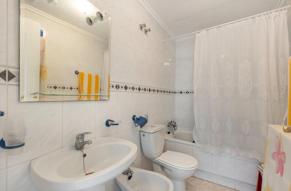 Resale - Apartment - Torrevieja - Torreblanca