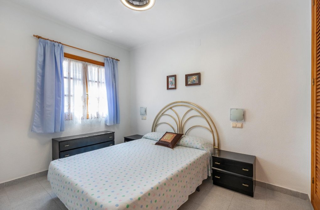 Resale - Apartment - Torrevieja - Torreblanca