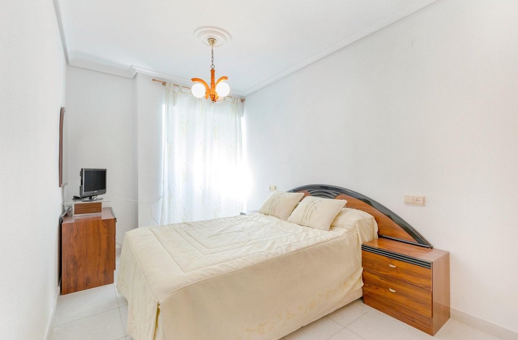 Resale - Terraced house - Torrevieja - La Mata