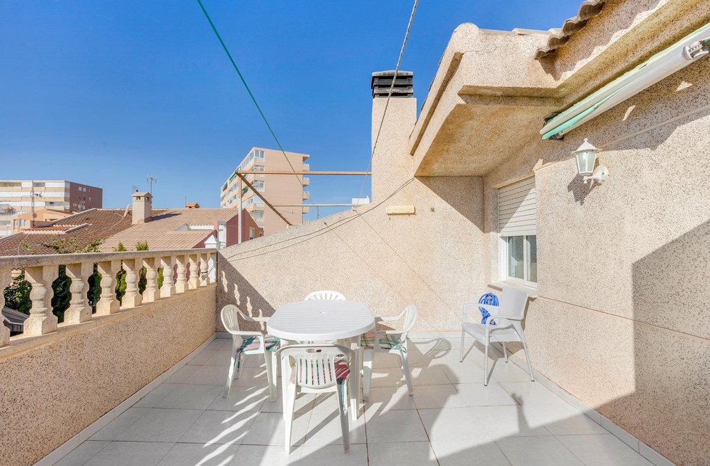 Resale - Terraced house - Torrevieja - La Mata