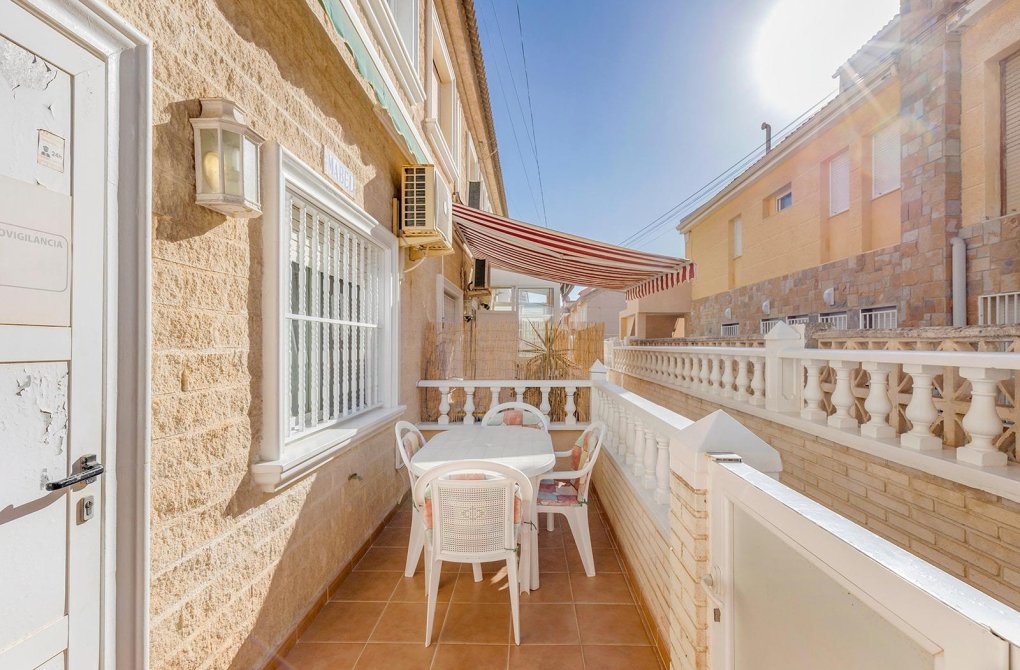 Resale - Terraced house - Torrevieja - La Mata