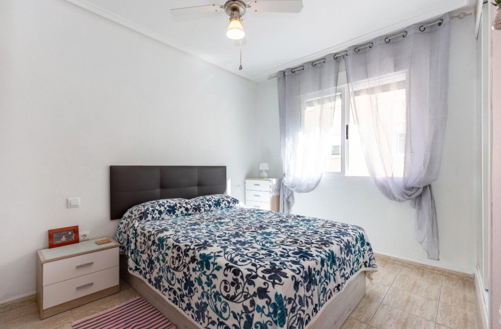 Rynek wtórny - Apartament - Torrevieja - Centro