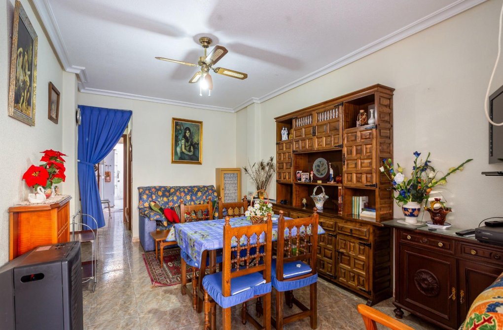 Resale - Terraced house - Torrevieja - Acequion