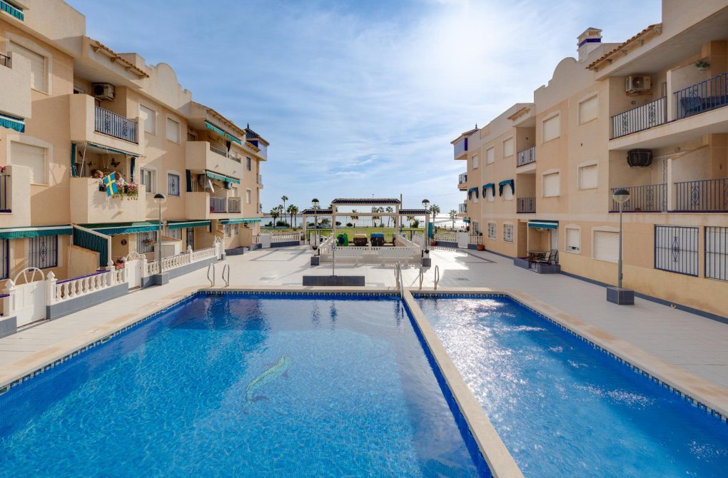 Resale - Apartamento - Torrevieja - PLAYA NAUFRAGOS