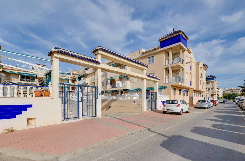 Resale - Apartamento - Torrevieja - PLAYA NAUFRAGOS