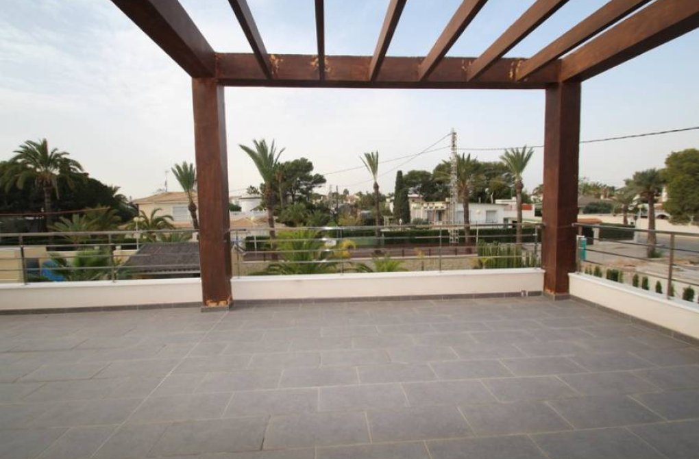 Resale - Villa - Orihuela Costa - Cabo Roig