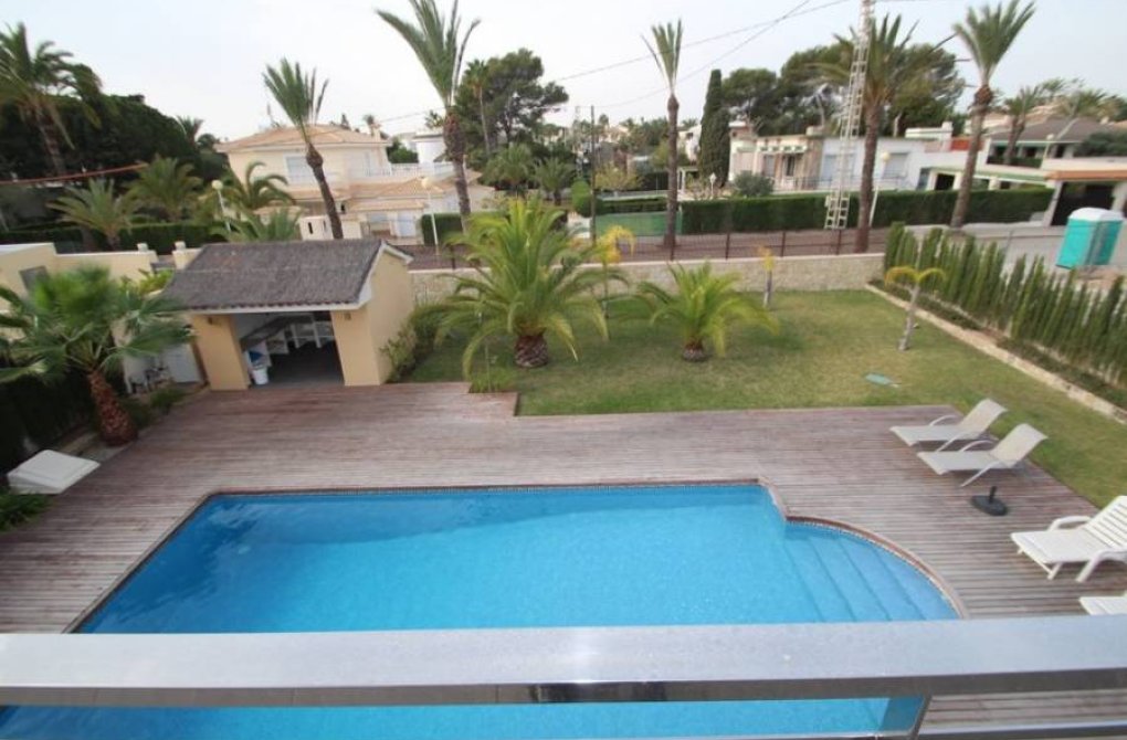 Resale - Villa - Orihuela Costa - Cabo Roig