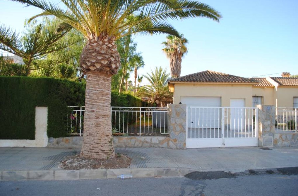 Resale - Parcela - Orihuela Costa - Cabo Roig