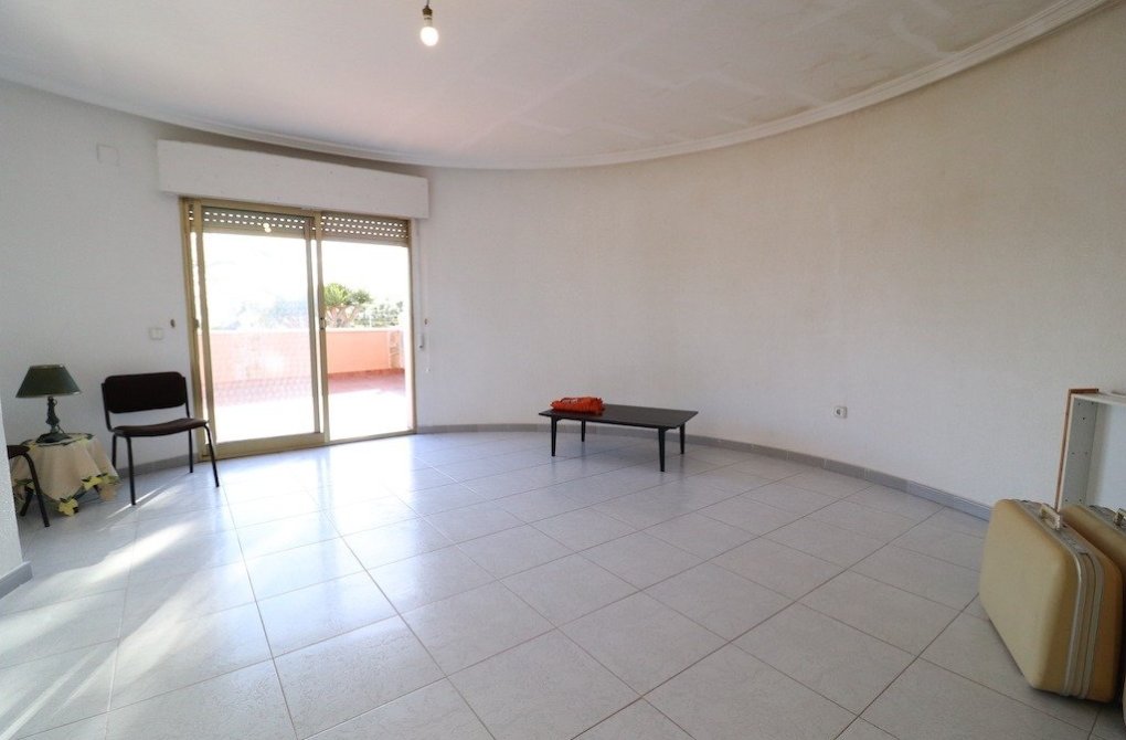 Resale - Chalet - Torrevieja - El chaparral