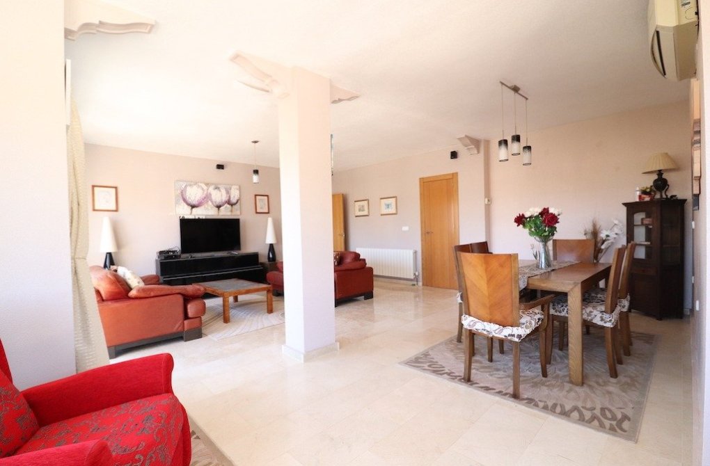 Resale - Chalet - Orihuela Costa - Las Ramblas