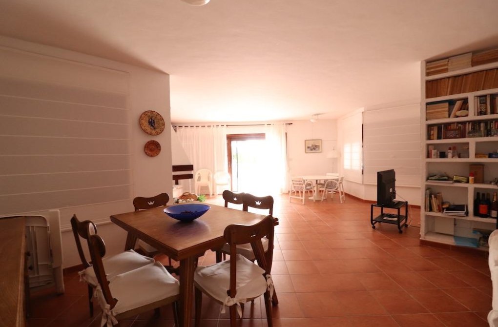 Resale - Chalet - Orihuela Costa - Campoamor