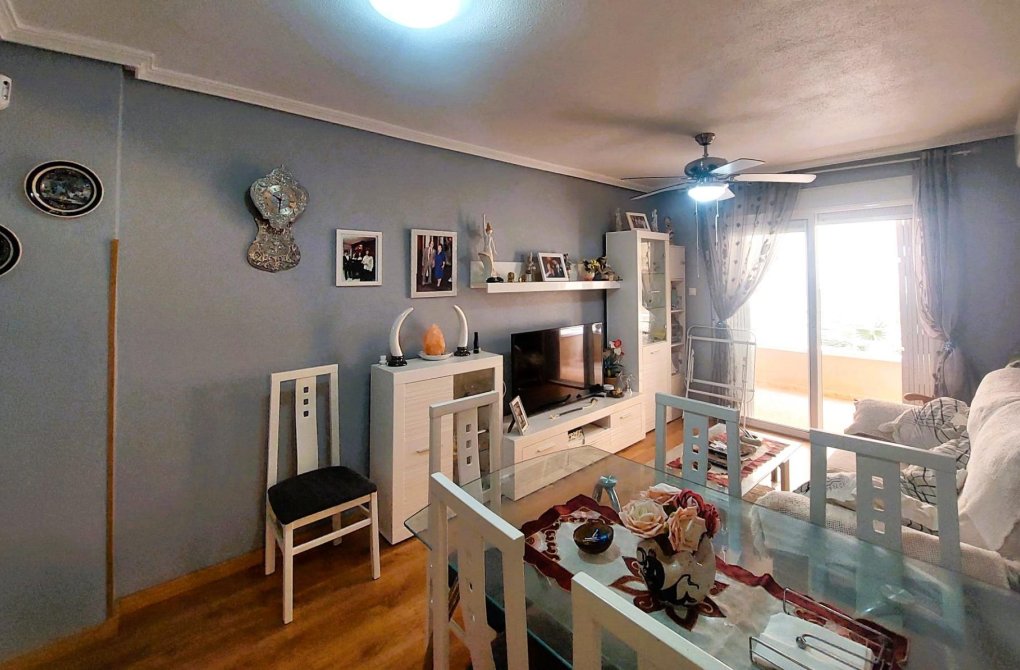 Resale - Apartamento - Torrevieja - Centro