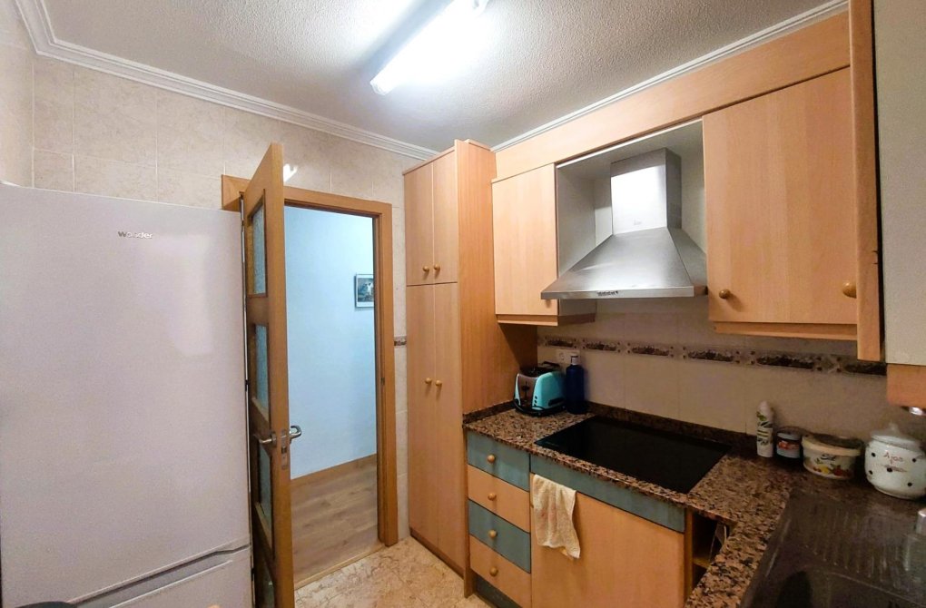 Resale - Apartamento - Torrevieja - Centro