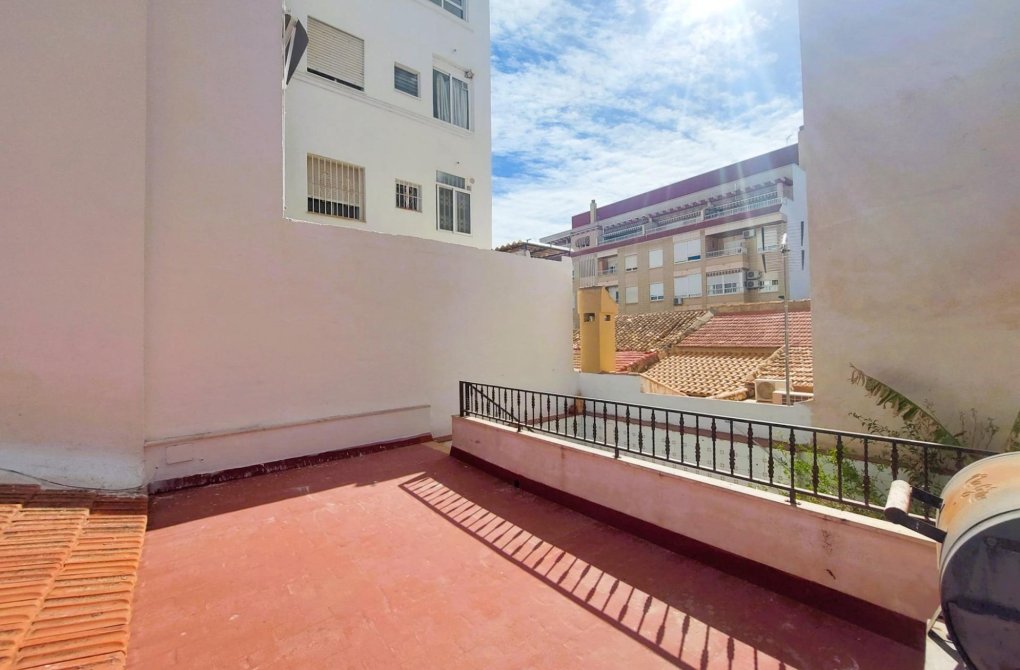 Resale - Casa - Torrevieja - Centro