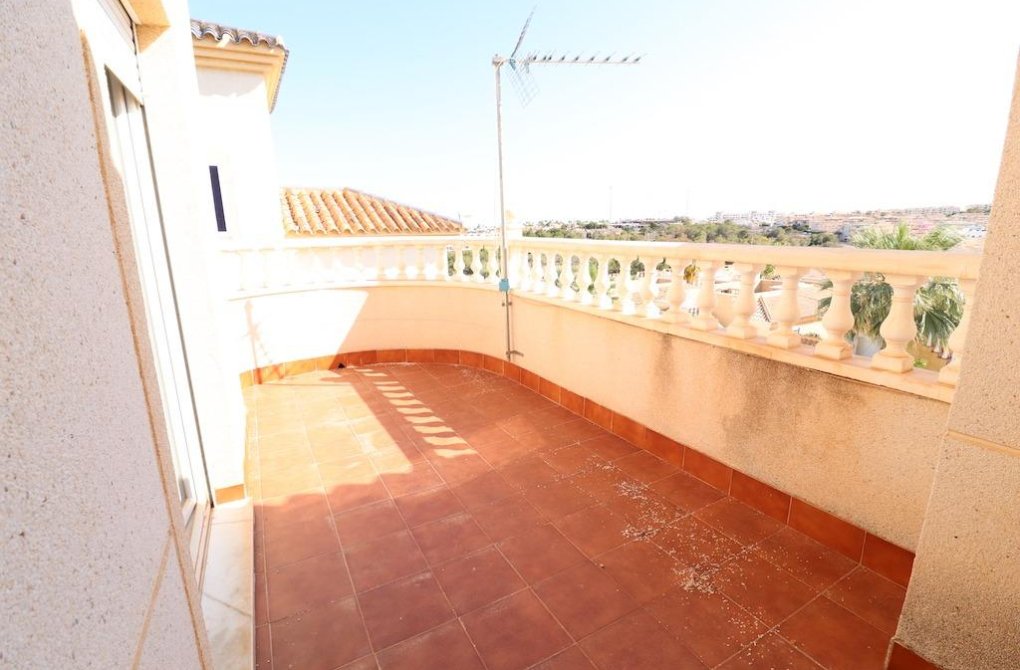 Resale - Chalet - Orihuela Costa - Villamartin