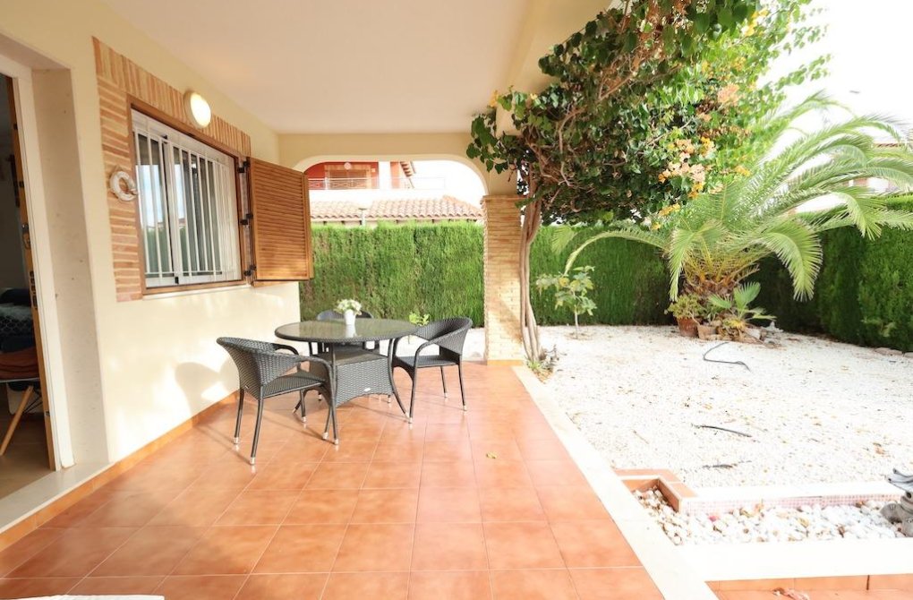 Resale - Townhouse - Orihuela Costa - Punta Prima