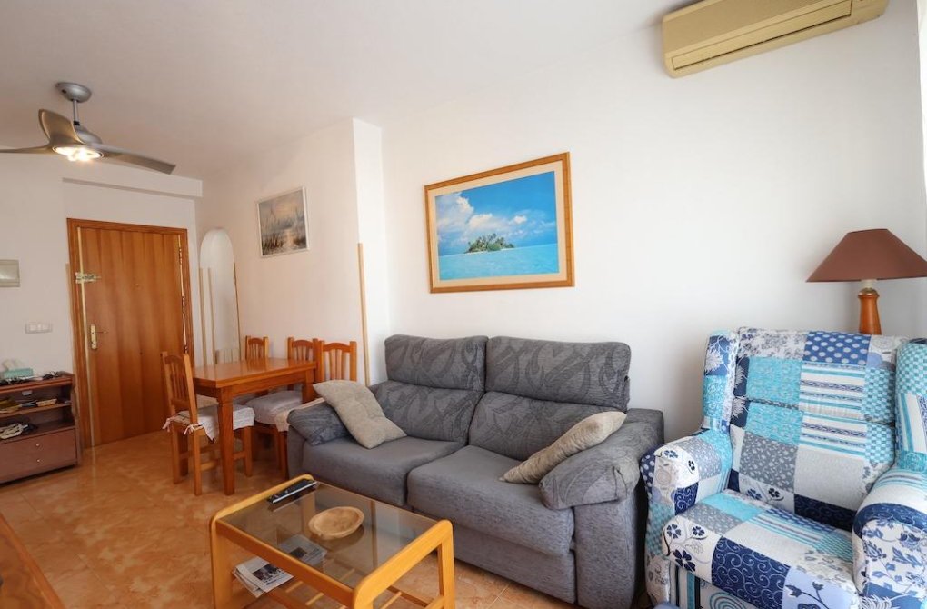 Resale - Apartamento - Torrevieja - Acequion