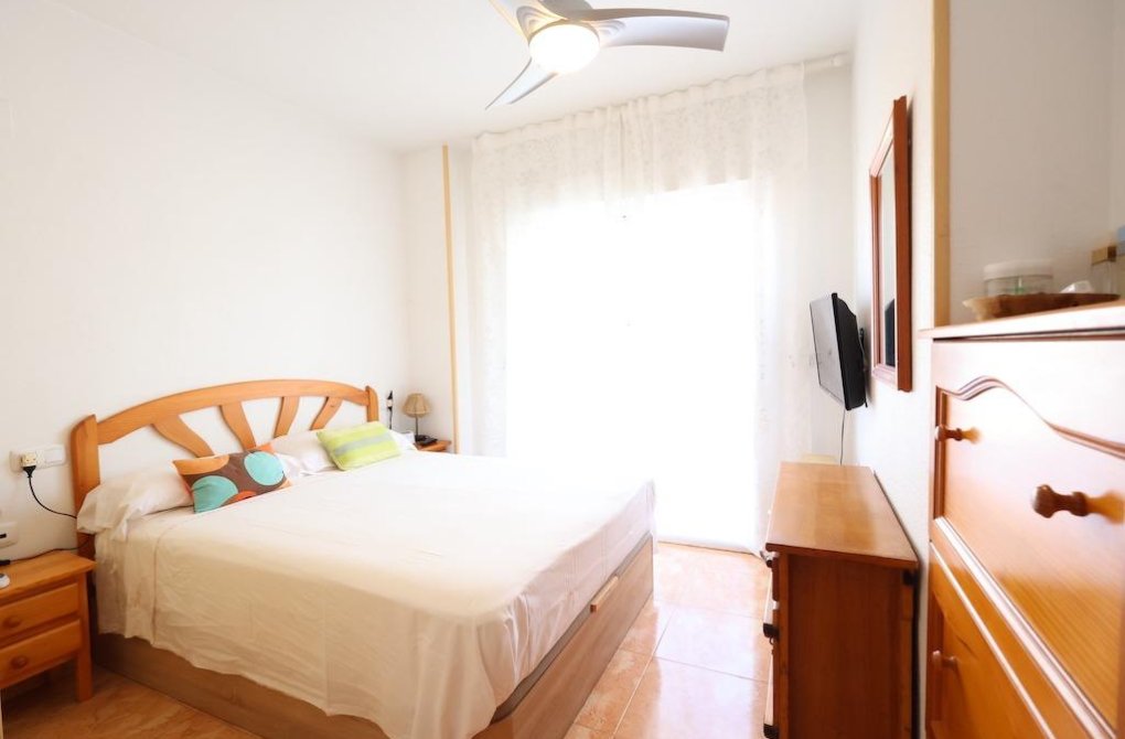 Resale - Apartamento - Torrevieja - Acequion