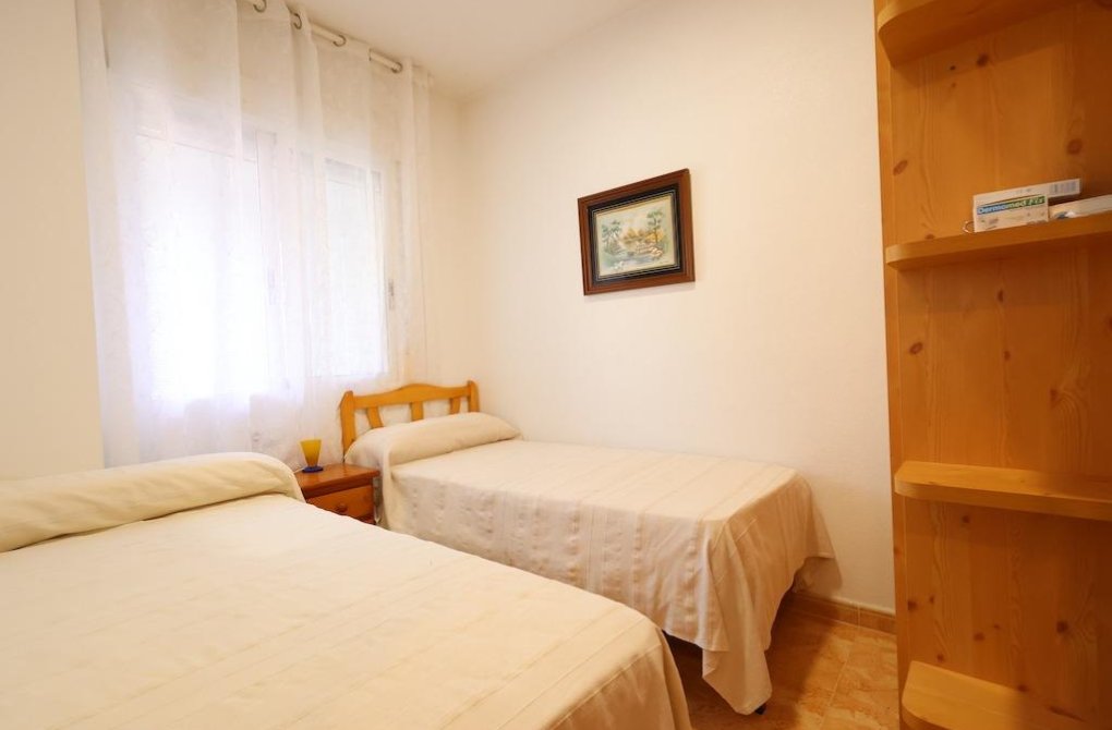 Resale - Apartamento - Torrevieja - Acequion