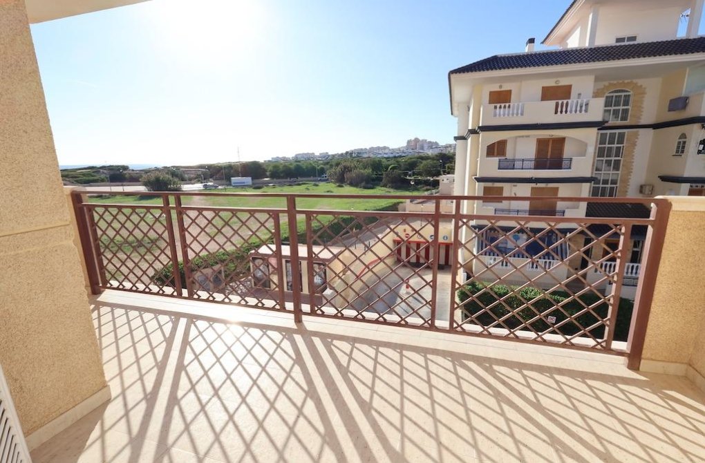 Resale - Apartamento - Torrevieja - La Mata