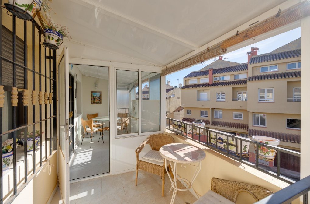 Resale - Apartamento - Torrevieja - La veleta