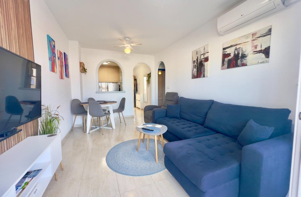 Resale - Apartment - Torrevieja - Playa del cura