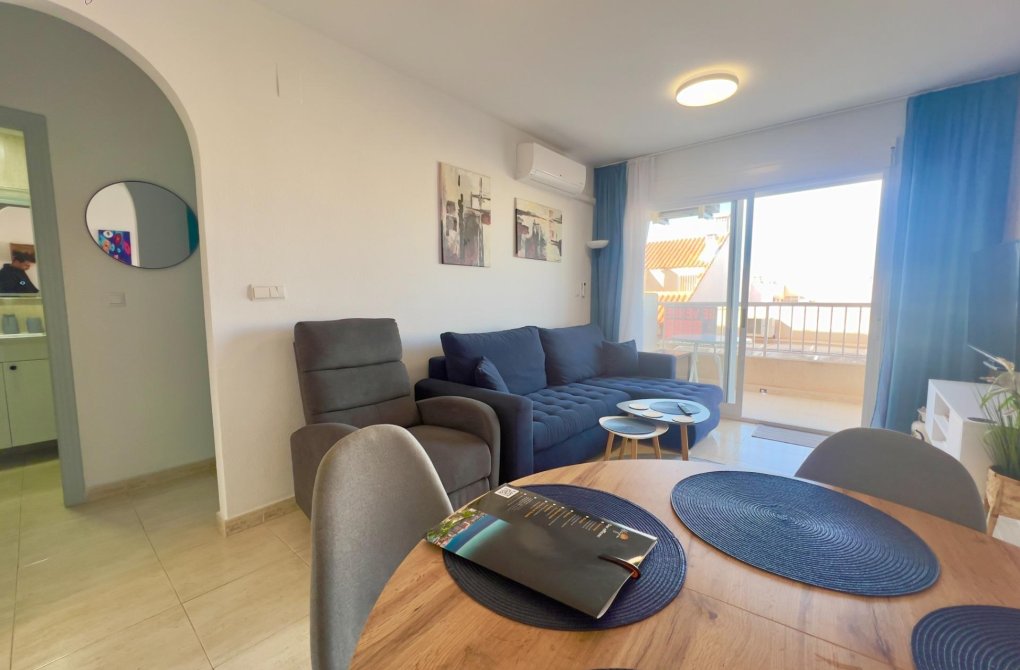 Resale - Apartment - Torrevieja - Playa del cura