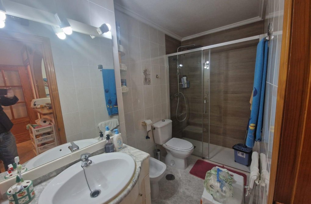 Resale - Apartment - Torrevieja - Centro