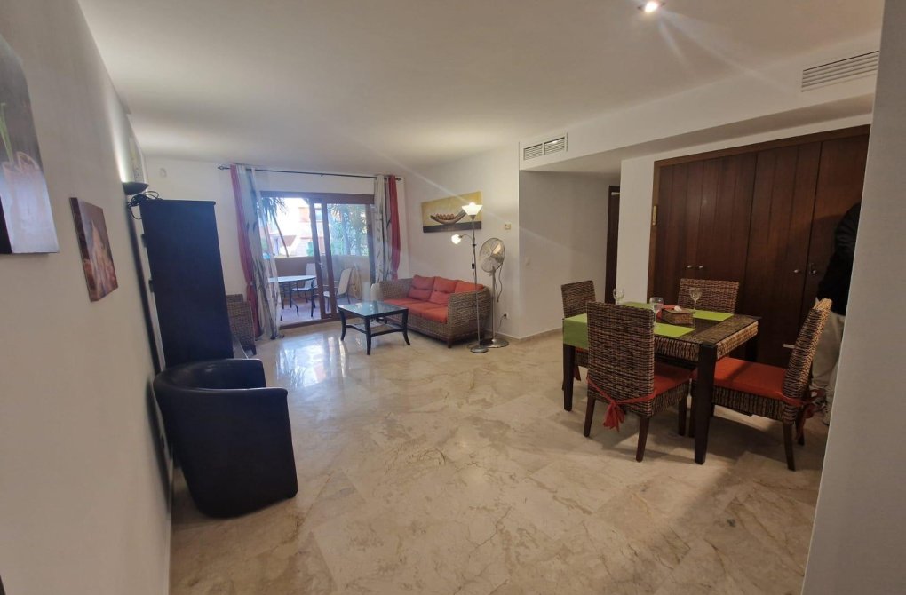 Resale - Ground Floor - Torrevieja - Punta prima