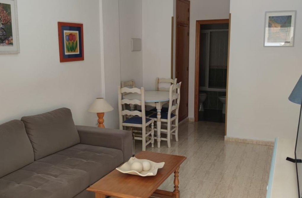 Resale - Apartment - Torrevieja - Playa del cura