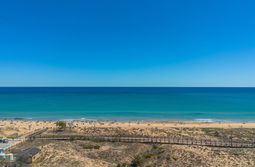 Вторичное жилье - Квартира - Torrevieja - La Mata pueblo