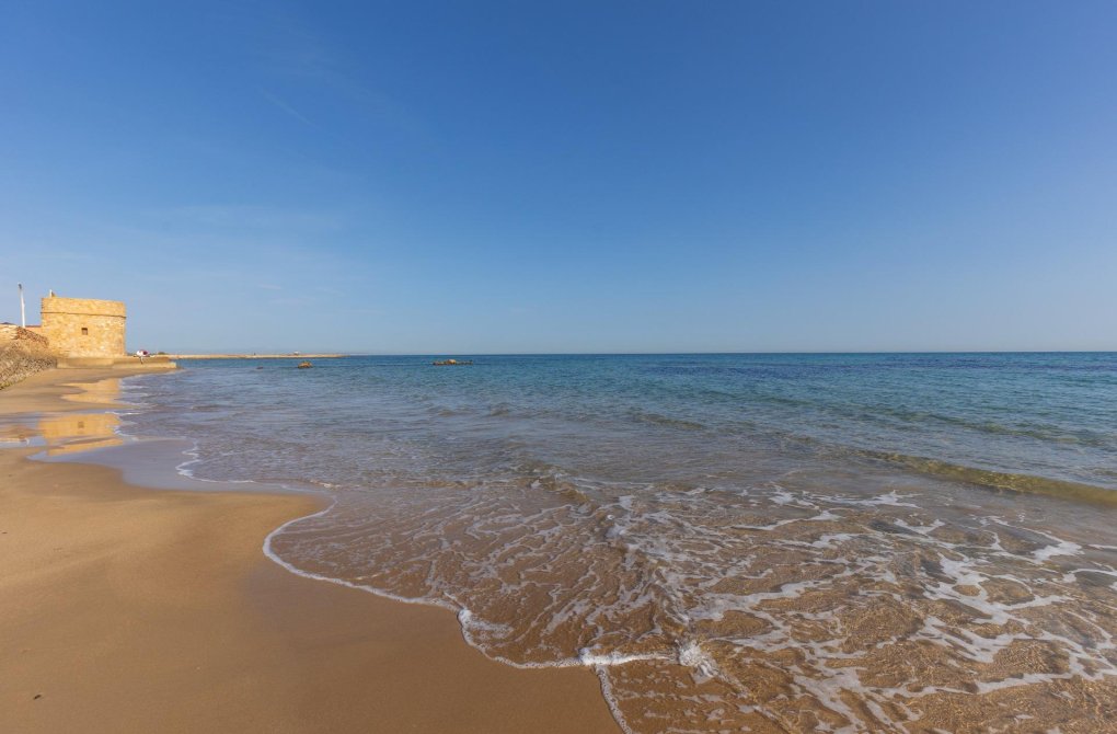 Вторичное жилье - Квартира - Torrevieja - La Mata pueblo