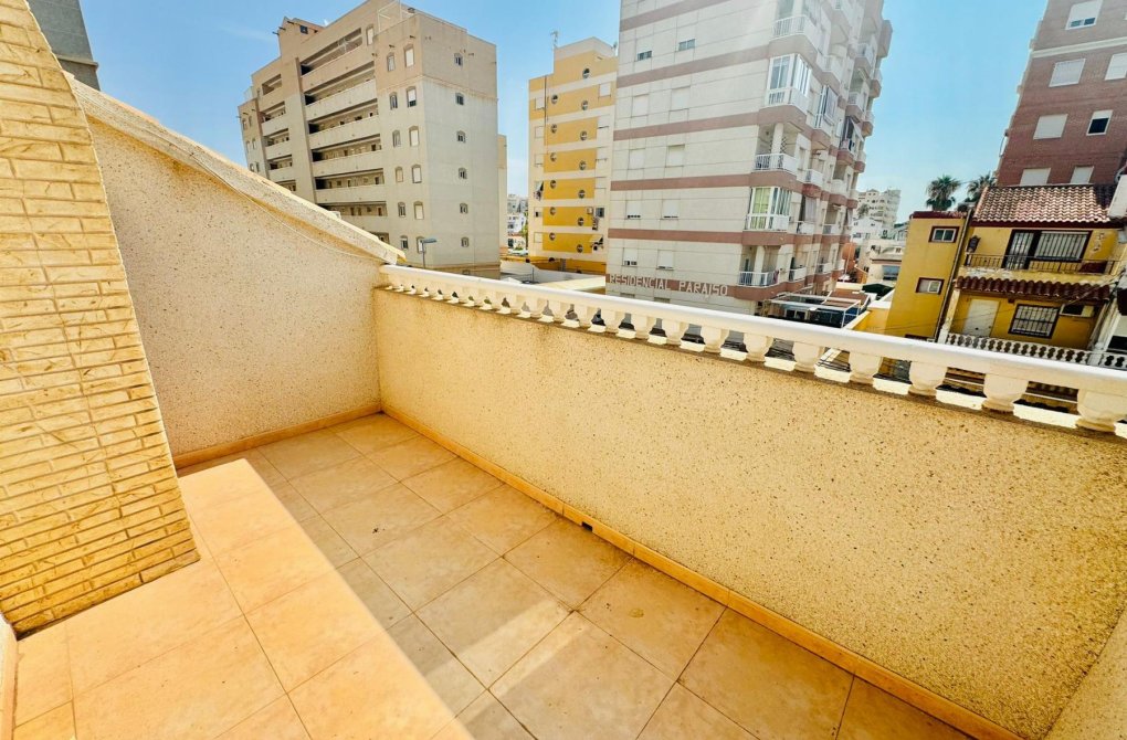 Reventa - Bungalow - Torrevieja - Aguas Nuevas