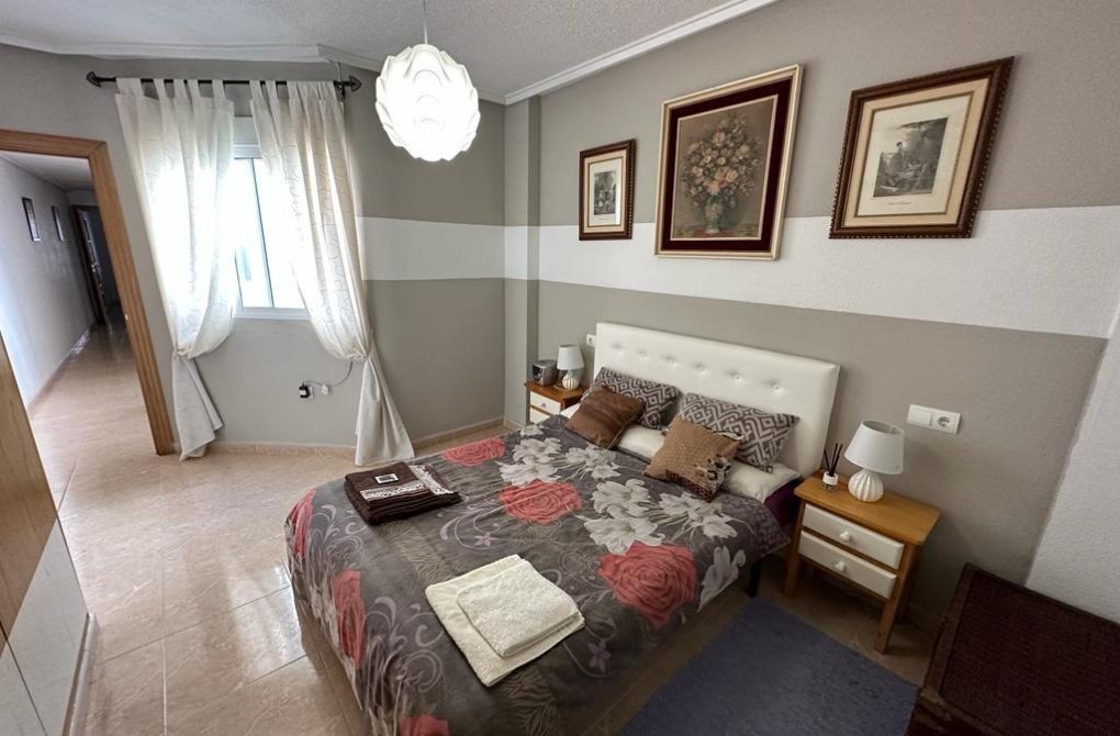Вторичное жилье - Квартира - Torrevieja - Habaneras