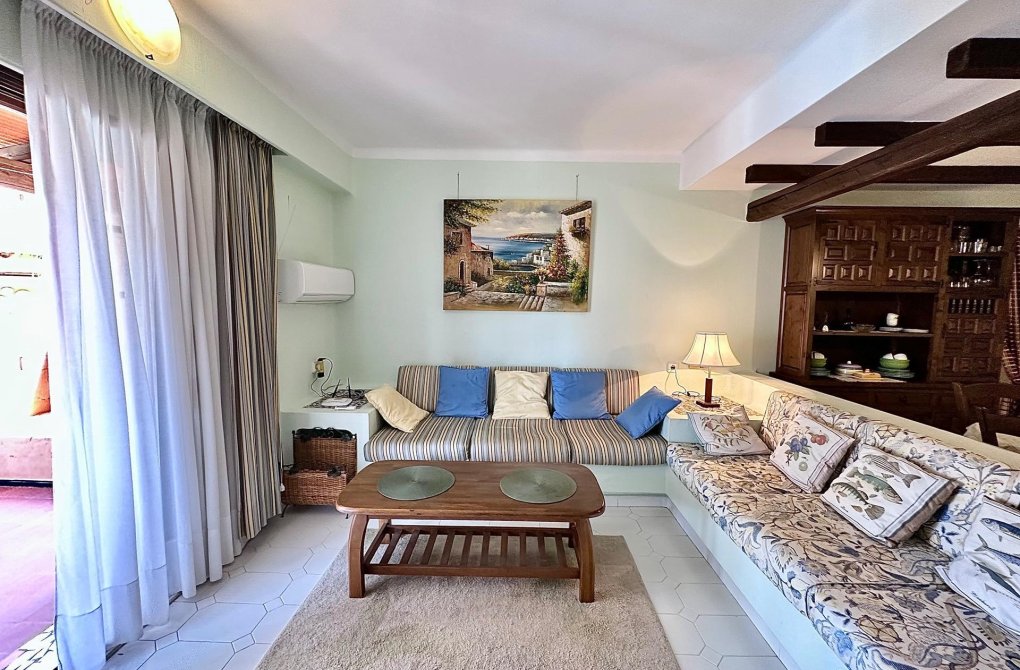 Odsprzedaż - Apartament - Torrevieja - Aldea del mar